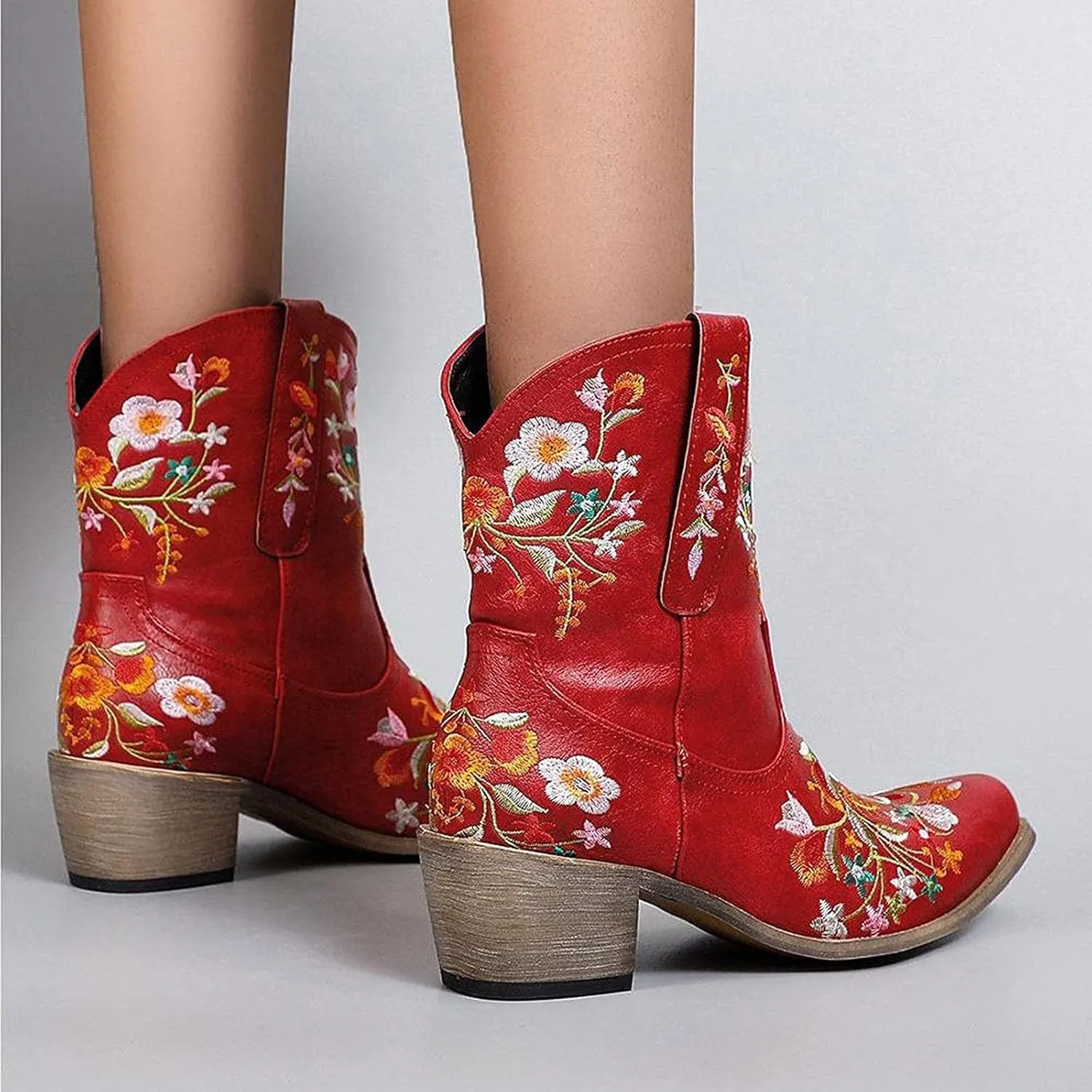 Cowboy Boots for Women Vintage Western Cowgirl Boots Chunky Heel Pull on Flower Embroidered Square Toe Short Boots