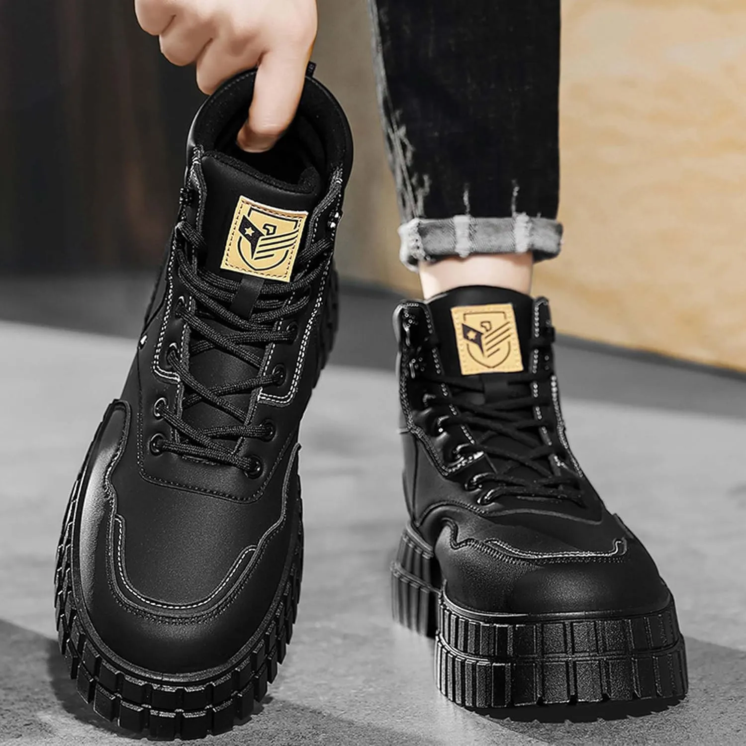 Men's and Women's Snow Boots Insulated Fur Liner Winter Warm Hiking Shoes Walking Sneaker