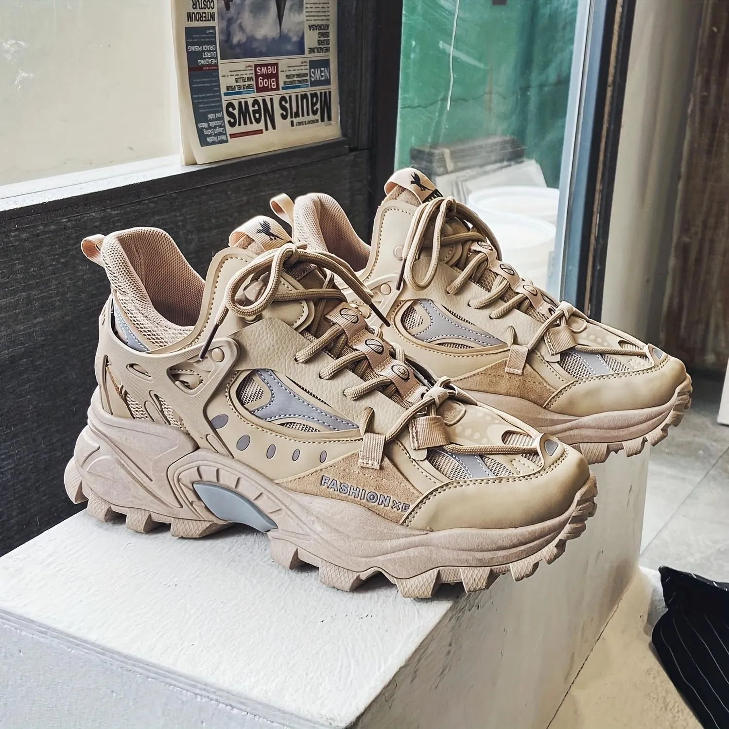 Men's Cloud Pattern Round Toe Lace-Up Thick Sole Athletic Sneakers, Casual Sports Shoes for All Seasons, Breathable Fabric Upper, PVC Sole, Spring Summer Autumn Winter