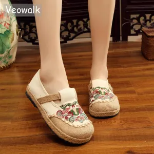 Retro Totem Embroidered Women Handmade Linen Canvas Embroidered Loafers