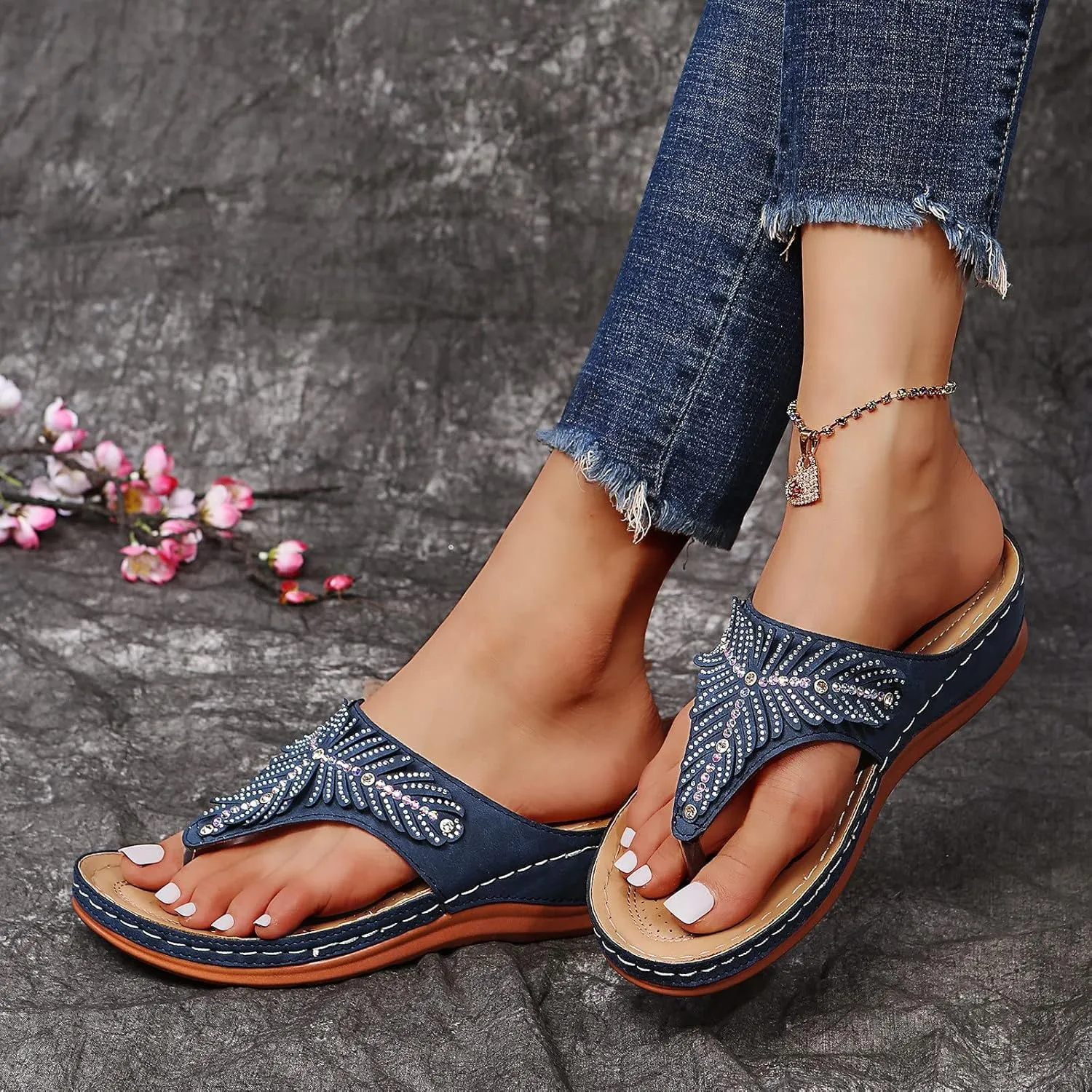 Sandals for Women Dressy Summer Orthopedic Anti-Slip Womens Flip Flops Comfy Pluse Size Womens Classic Flats