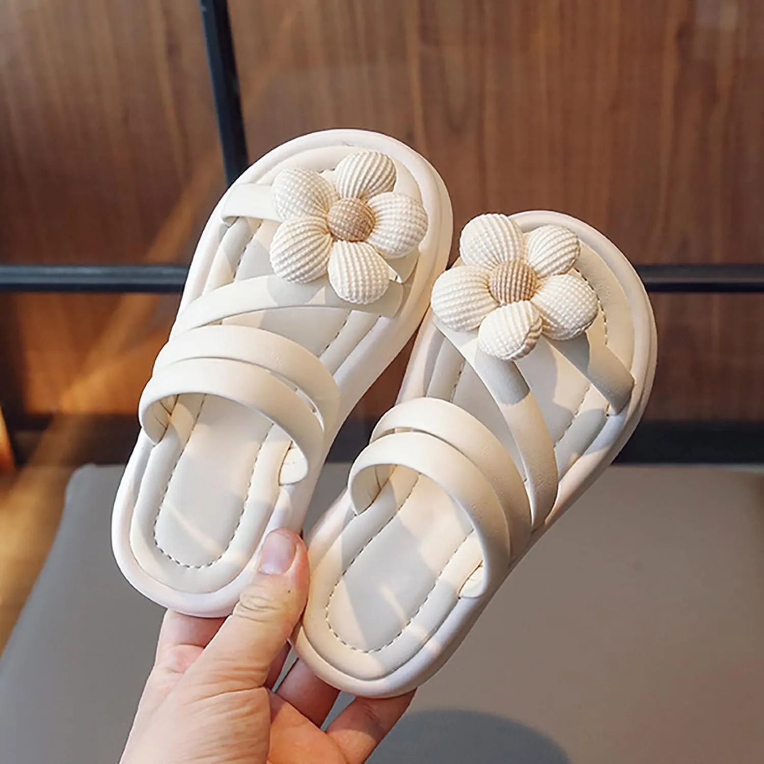sfdgfhyf Toddler Girls Comfortable Shoes Summer Girls Outdoor Slippers 3d Flowers Decorated Open Toe Sandals Beach Shoes