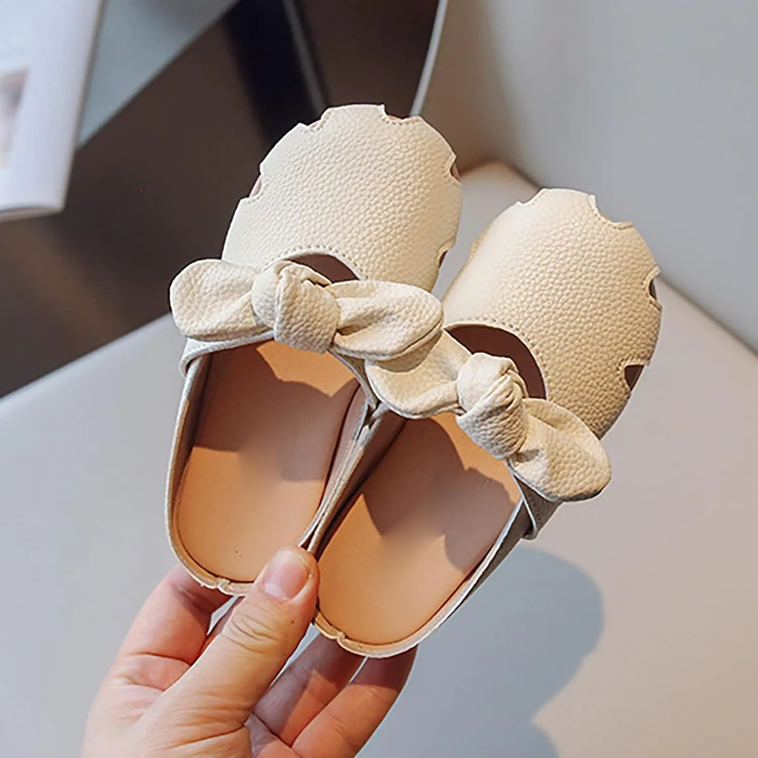 sfdgfhyf Toddler Girls Fashion Shoes Children Girls Slippers Closed Toe Open Heel Outer Wear Slippers Small Girls Soft