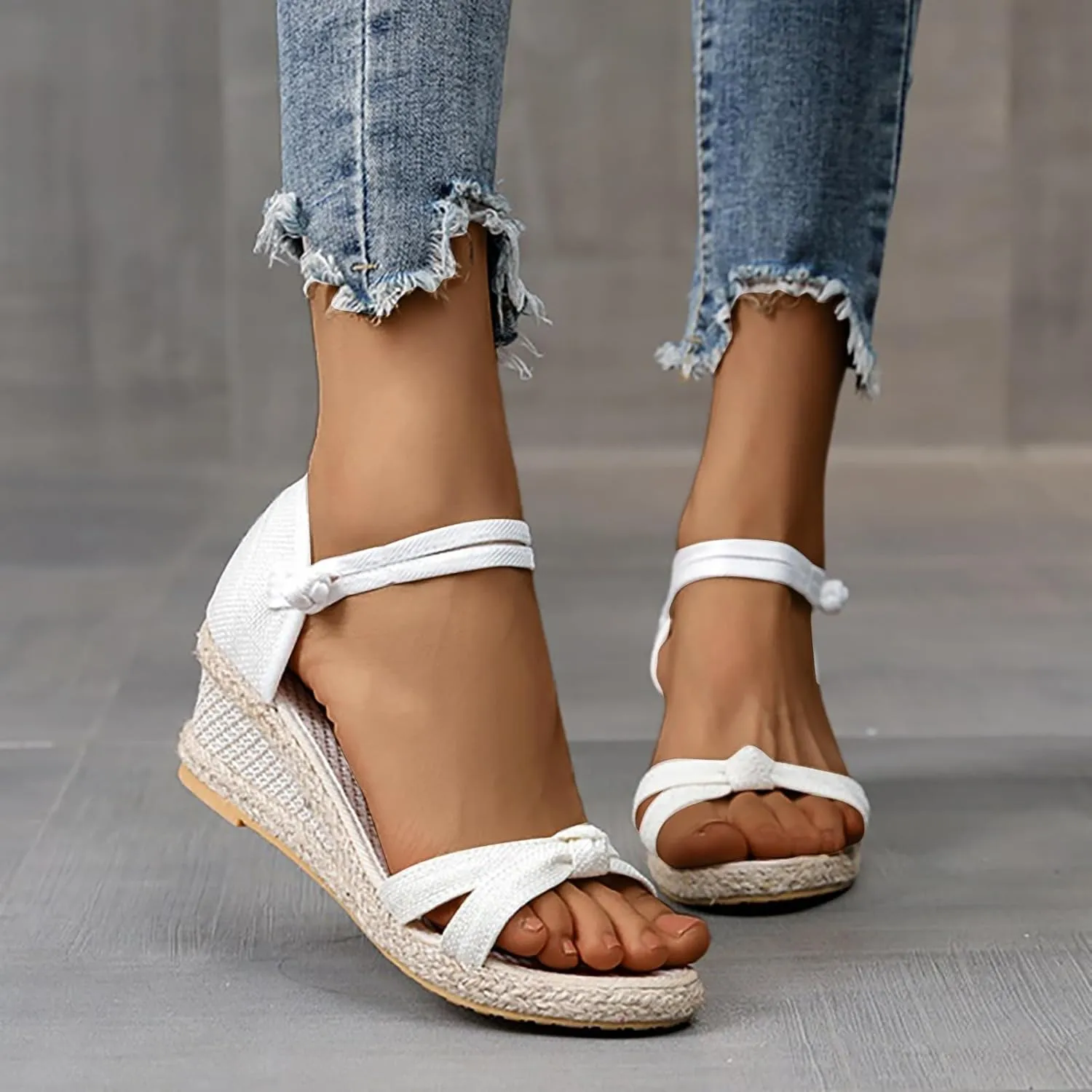Wedge Sandals for Women Ankle Buckle Strap Closed Toe Wedge Sandals Casual Sloping High Heels Espadrilles Wedge Sandal Cute Shoes 2025