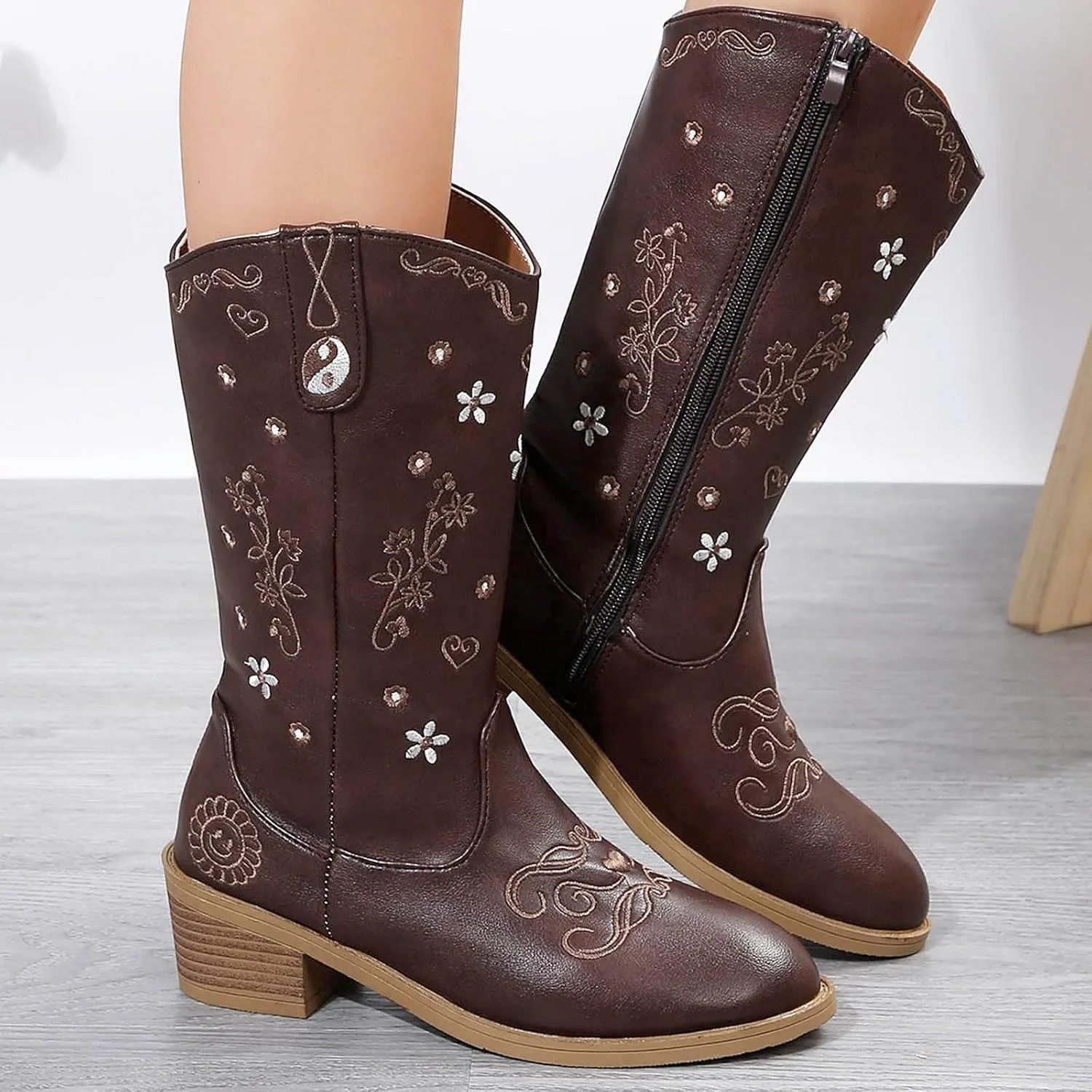 Wide Calf Cowboy Boots Women Cowgirl Boots Womens Western Boots Embroidered Chunky Heels Side Zipper Riding Boots