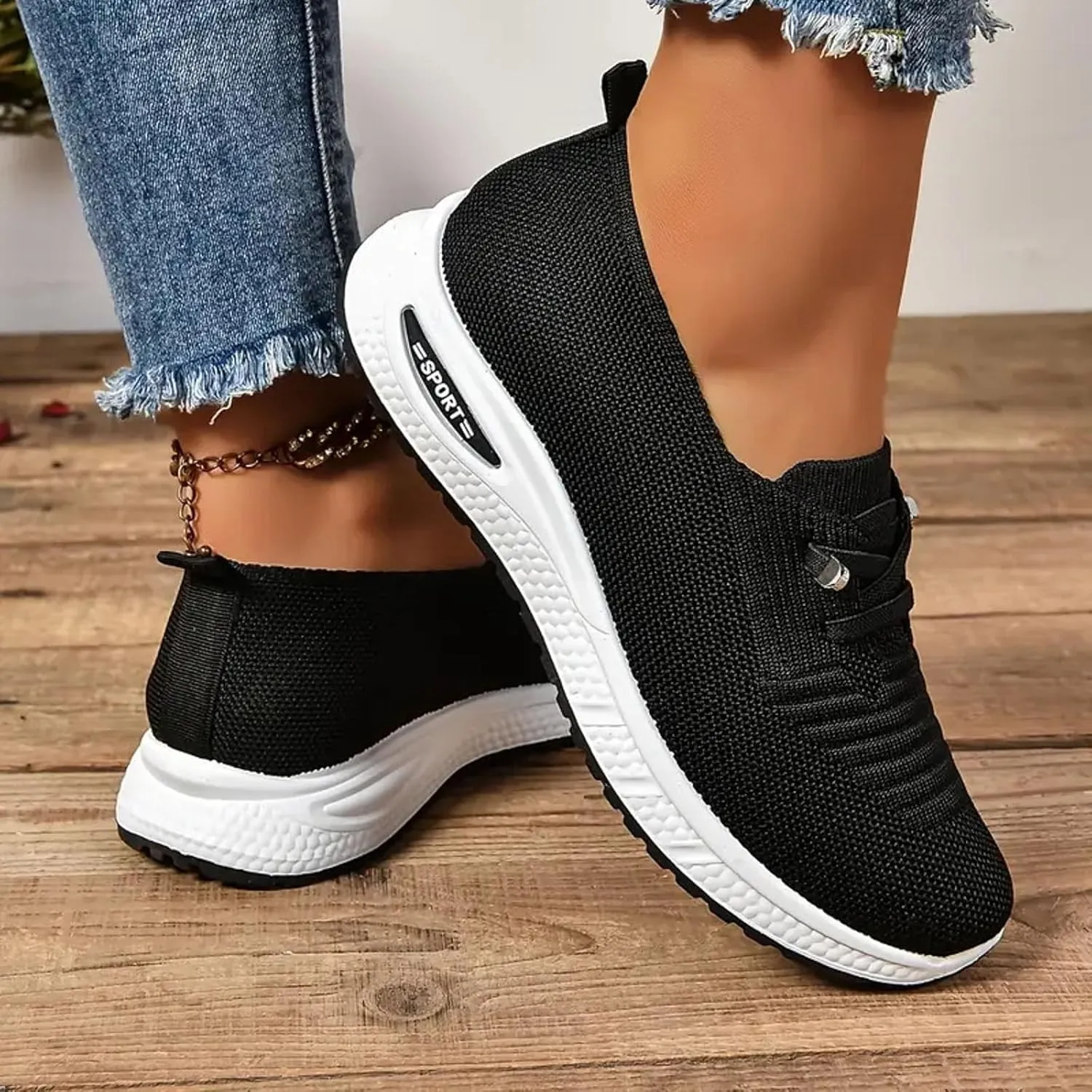 Womens Casual Walking Shoes Slip On 2025 Summer Lightweight Womens Sandals Comfortable Breathable Closed Toe Shoes