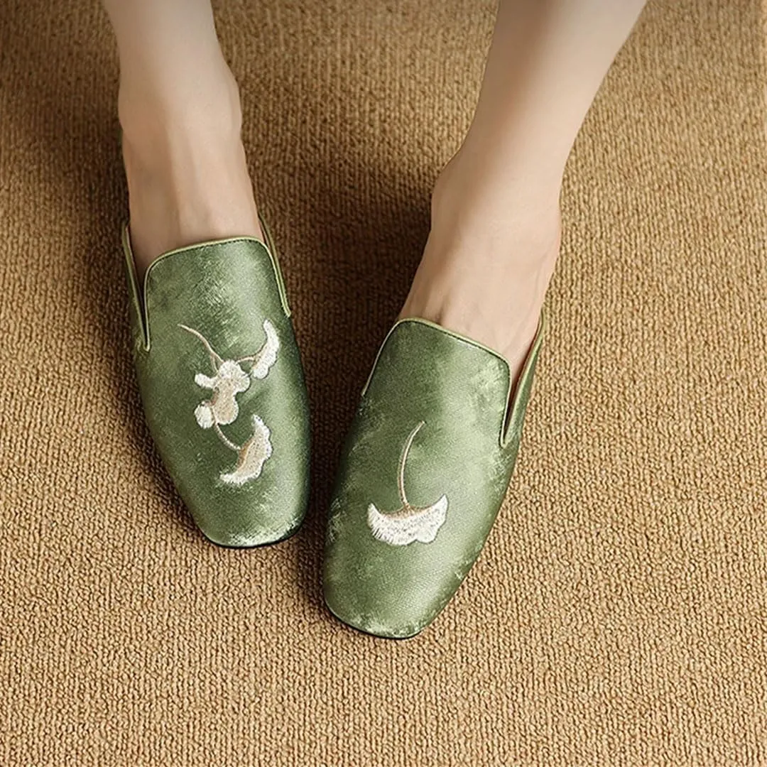 WomenS Genuine Leather Asymmetrical Embroidery Mules Pull-On Ethnic Style with Medium Square Heel Casual Wear Mules