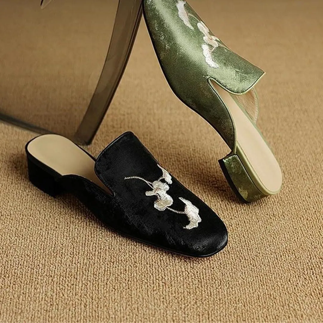 WomenS Genuine Leather Asymmetrical Embroidery Mules Pull-On Ethnic Style with Medium Square Heel Casual Wear Mules