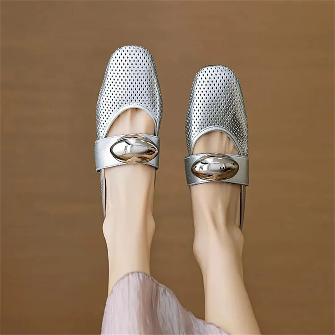 WomenS Genuine Leather Flat Mules for Work & Casual Wear Pull-On Street Style with Metal Detail Mules