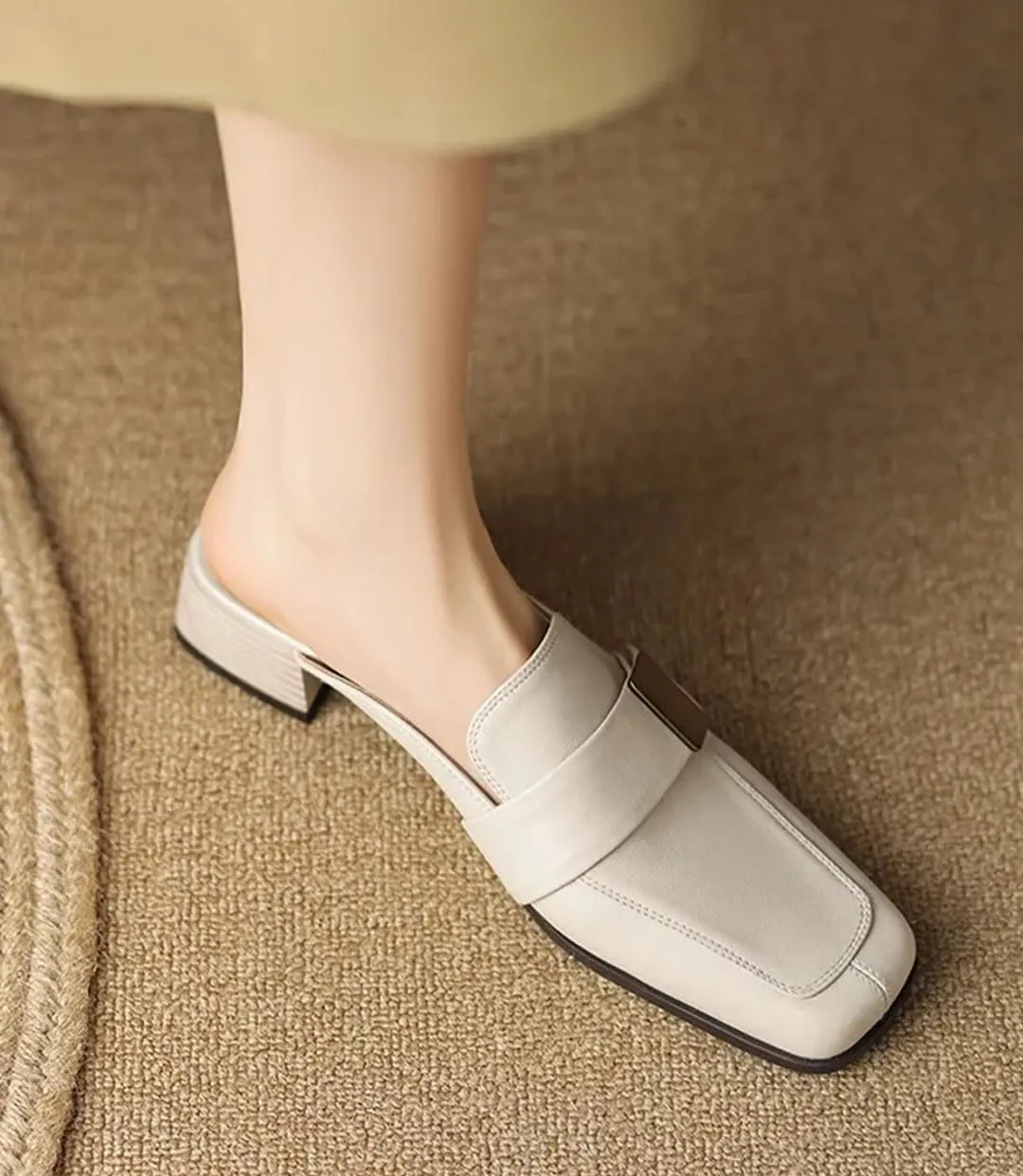 WomenS Genuine Leather Low Thick Square Heel Mules Pull-On Vintage Simple Style with Metal Detail Mules