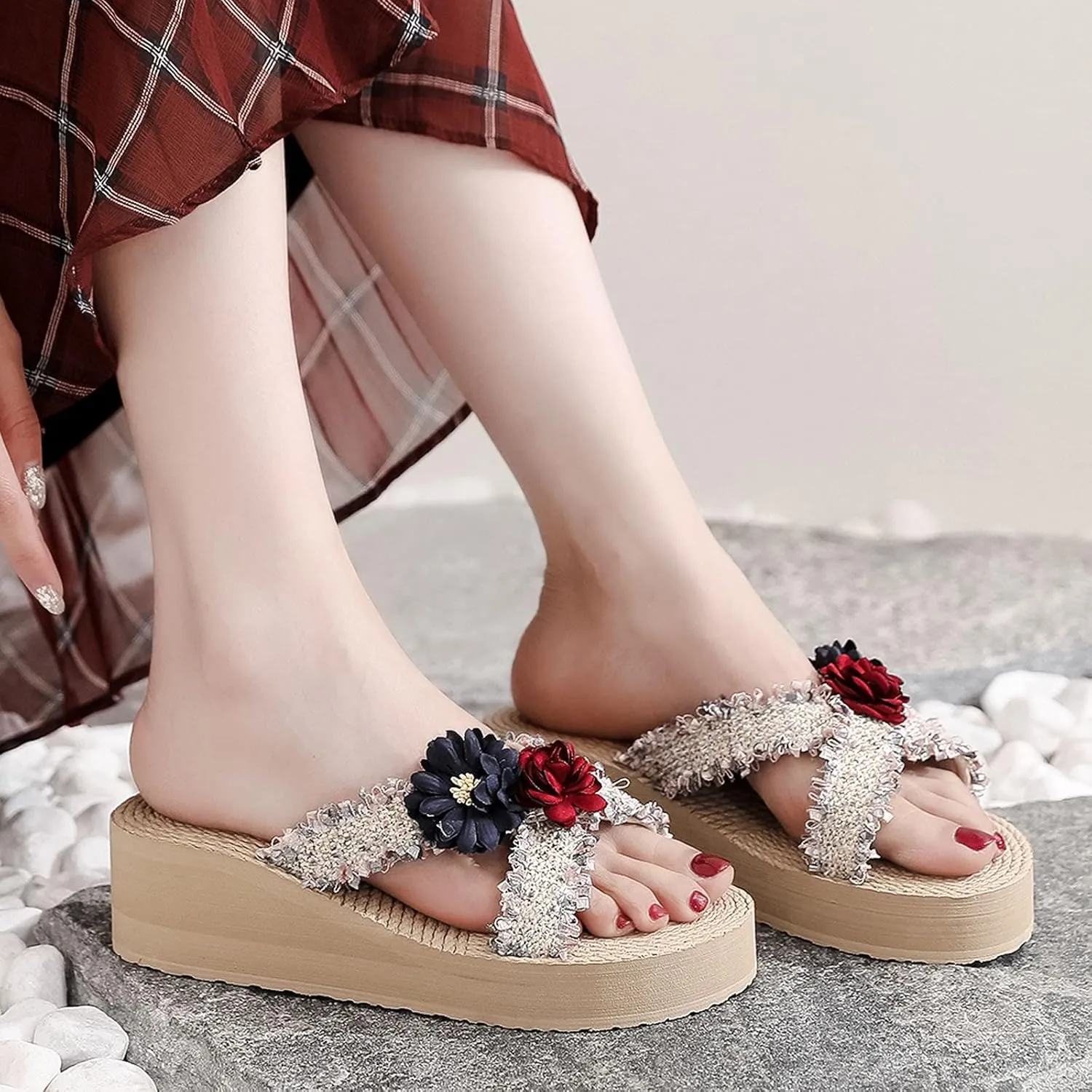 Womens Sandals Breathable Home Beach Flip-Flops Slipper Sandals Fashion Women Shoes Wedges Womens Flip Flops